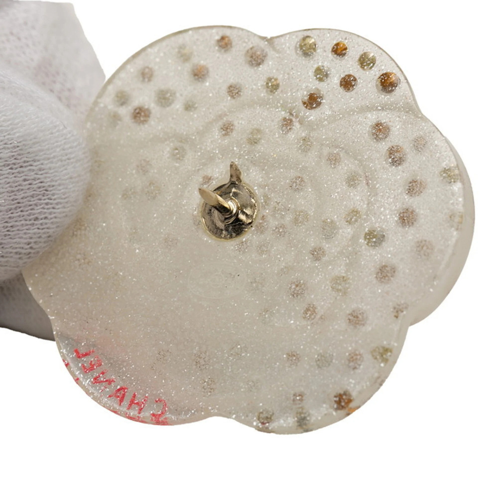 CHANEL White Brooch - Picture 3 of 4